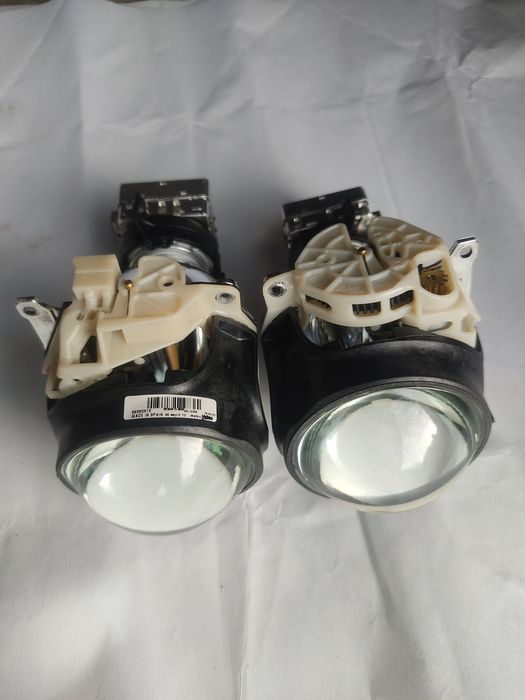 Лінза ксенон Bixenon 89034437 Лампочка philips D3s 35w 9285304244s