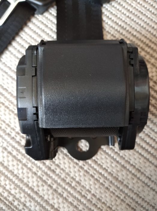 Ремень безопасности инерционный 3-х точечный (новый запечатанный)