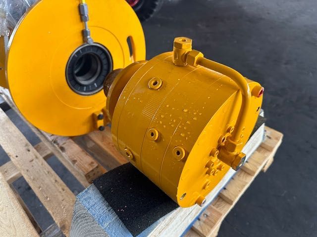 BAUER nowa wciągarka hydrauliczna z hamulcem i przekładnią planetarna