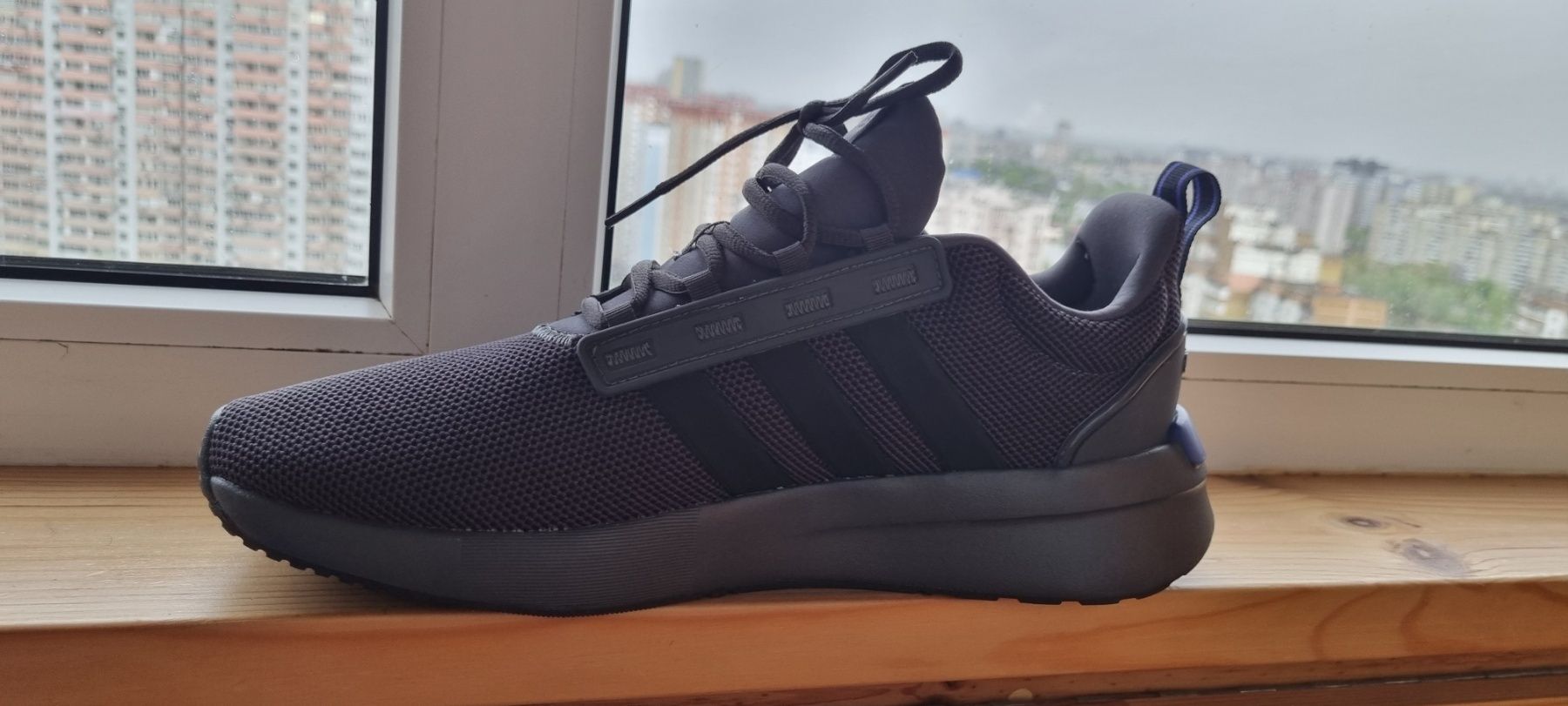 Кроссовки "ADIDAS " разм.29.5.