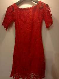 Sukienka koronkowa czerwona M