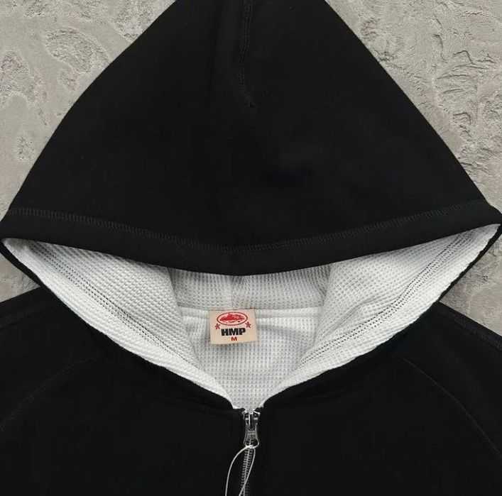 зіпка Corteiz HMP