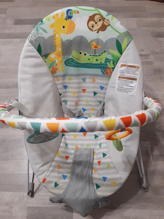 Шезлог- крісло дитячий, майже новий