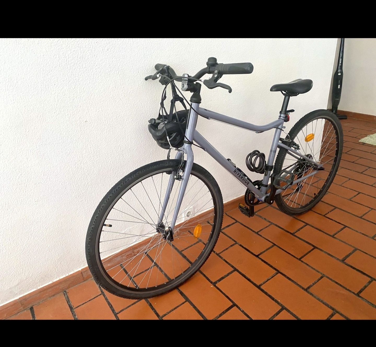 bicicleta nova em ótimo estado tamanho normal