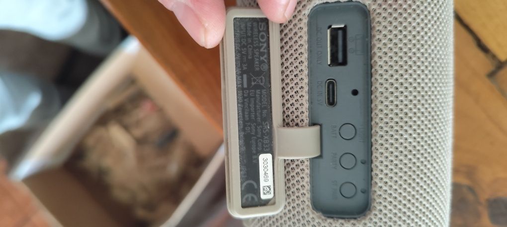 Coluna Sony Bluetooth SRS - XB33