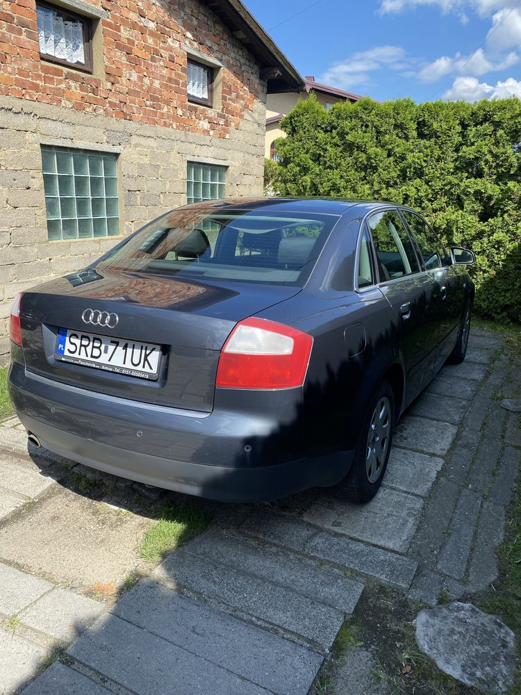 Audi A4 b6 1.6 benzyna