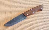 Nóż ręcznie robiony Amazoque Traper Resor