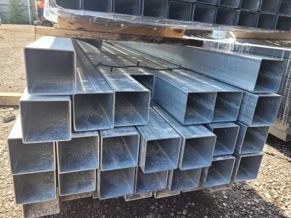 Słupek bramowy , profil 80x80x2 L-2,3m ocynk +kolor