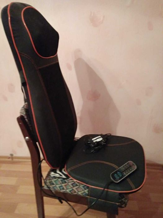 Массажное кресло.