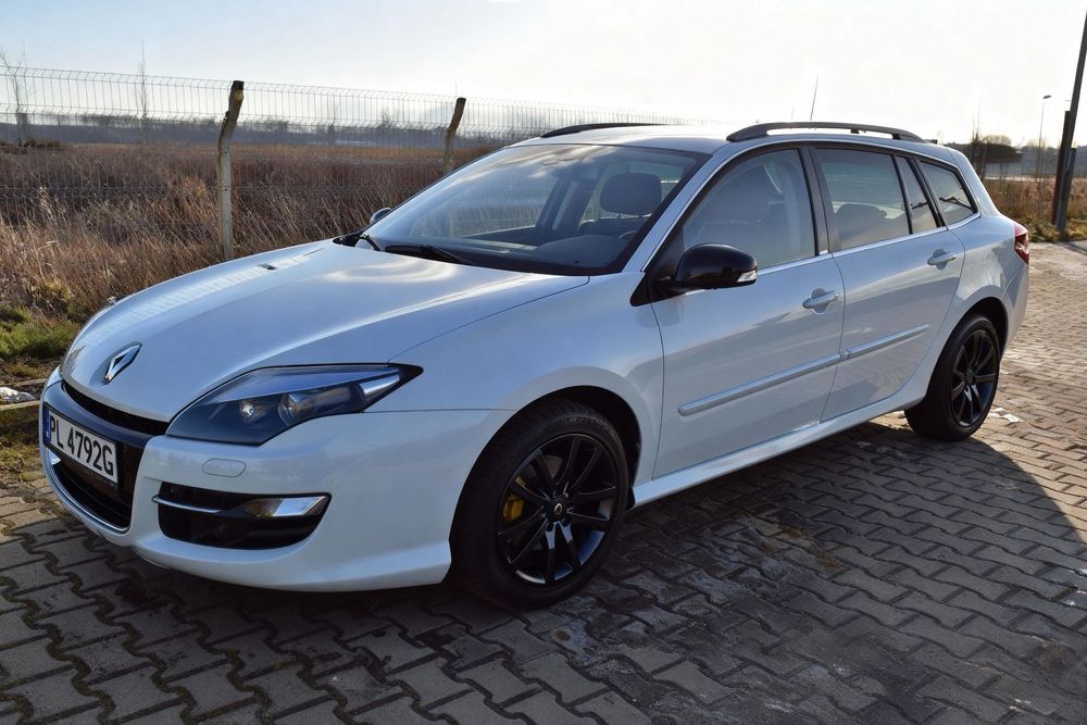 Renault Laguna biała 4control GT stan 5/5