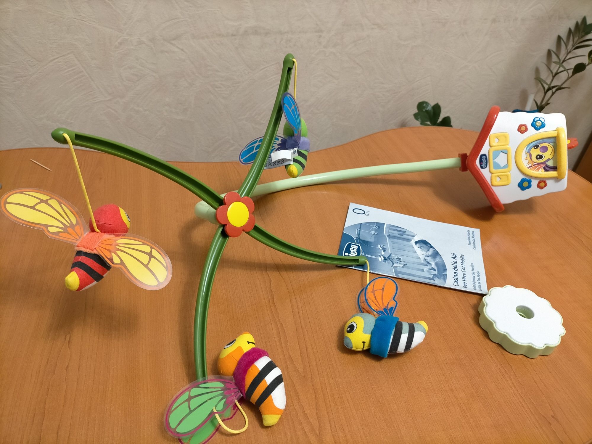 Детский музыкальный домик с пчелами CHICCO