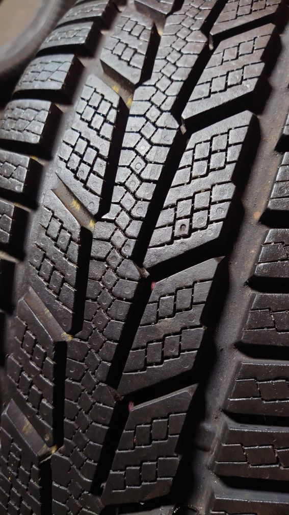 Зимние шины Semperit Speed-Grip 205/55 r16 205 55 16 комплект