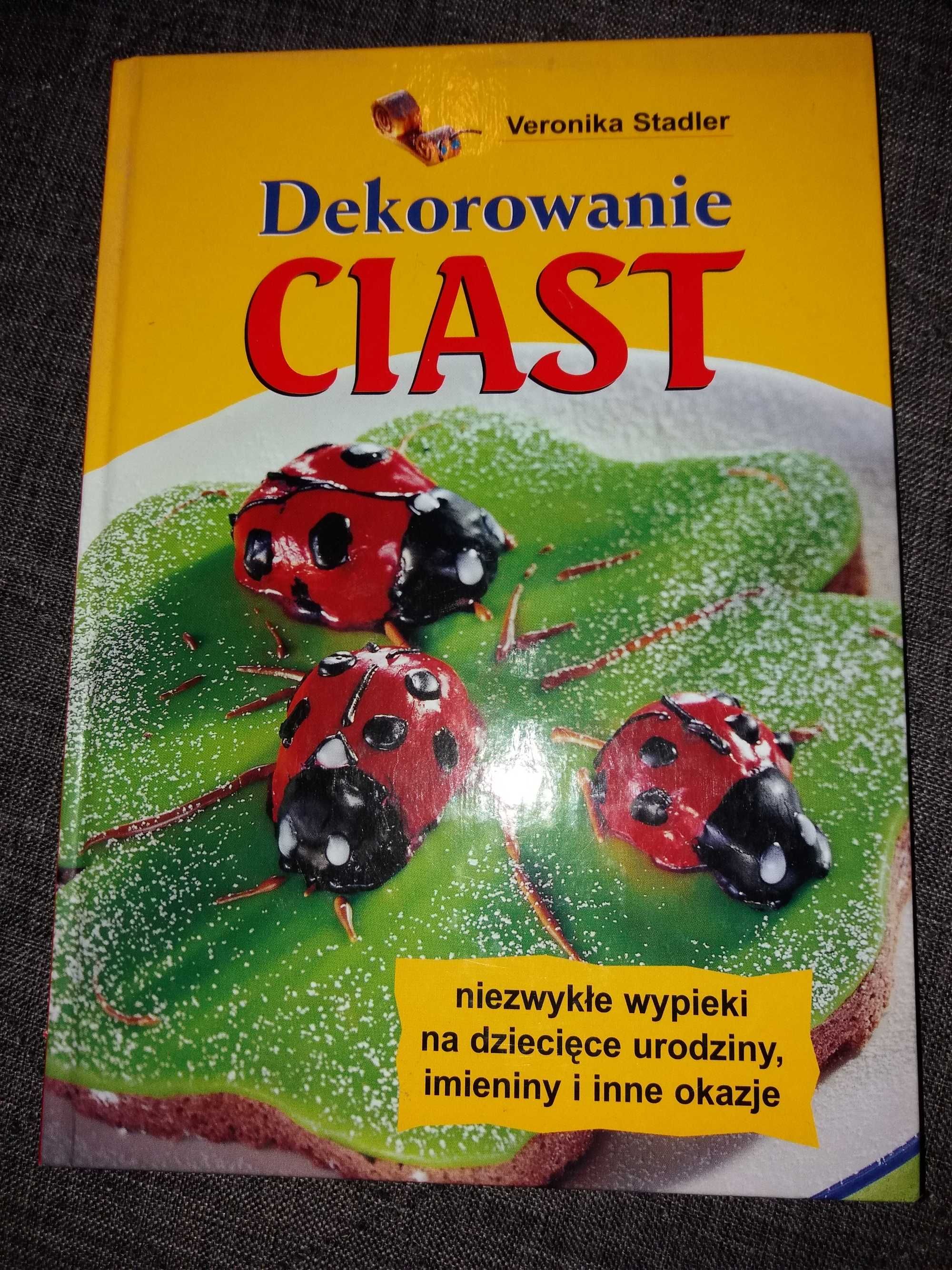 Dekorowanie tortów i Dekorowanie ciast