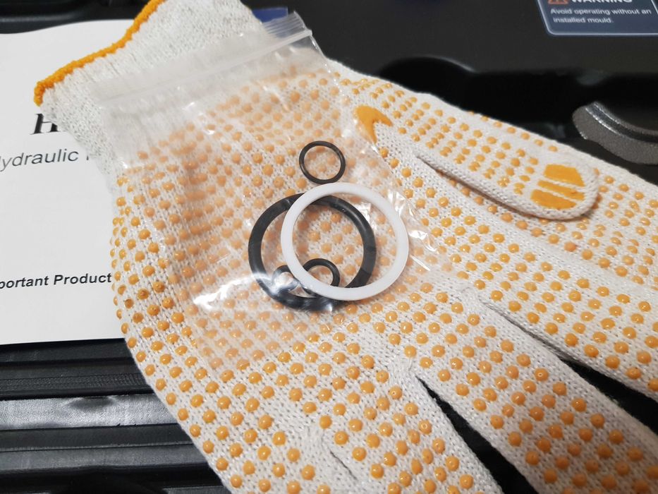 Zaciskarka April hydrauliczna do rur prasa TH, U, PEX, V miedź, stal