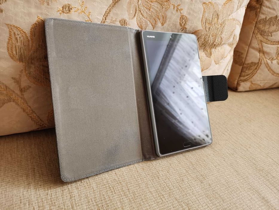 Планшет HUAWEI MediaPad M3 Lite 8 3/32Gb WiFi
