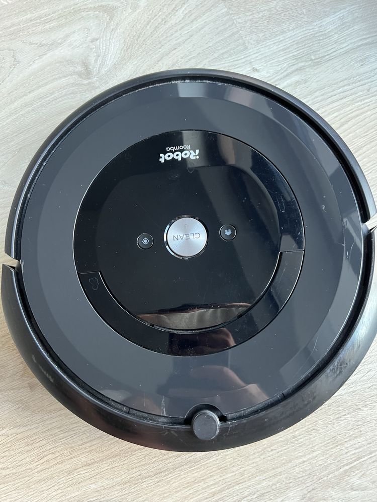 iRobot Roomba E5 (E5158)