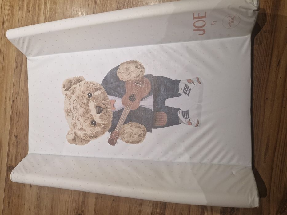 Przewijak dla niemowlaka