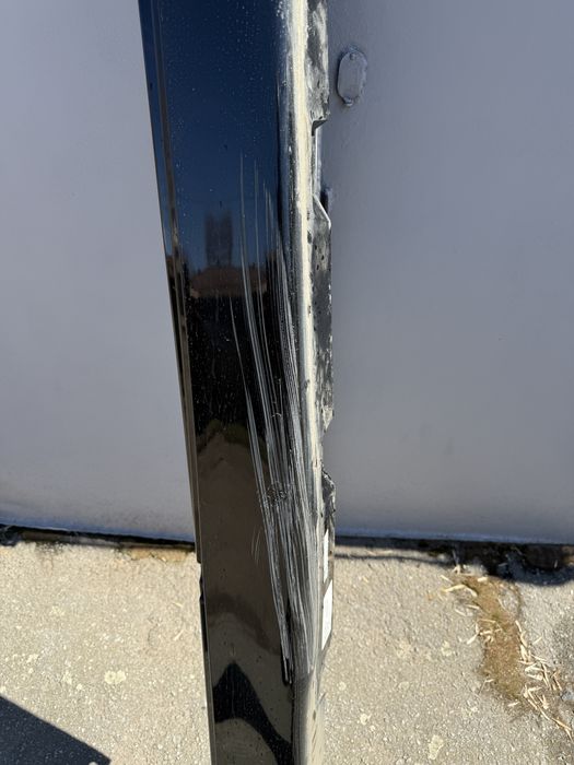 Накладка порога права BMW F10 / F11, колір 668, цілі кріплення