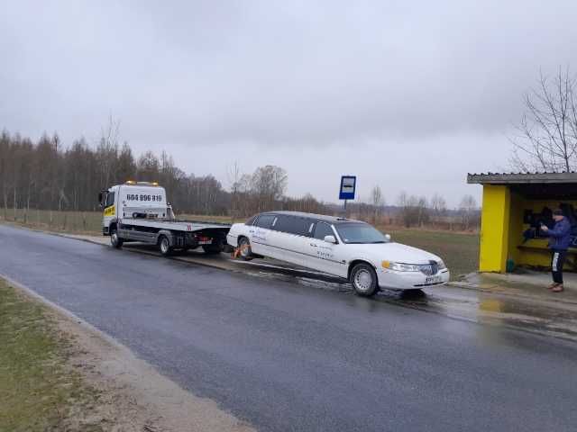 Transport maszyn rol. koparko-ładow. samochodów .pomoc drogowa