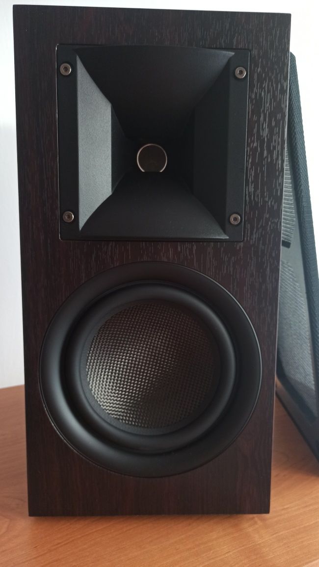 Kolumny podstawkowe Audiosymptom i6m