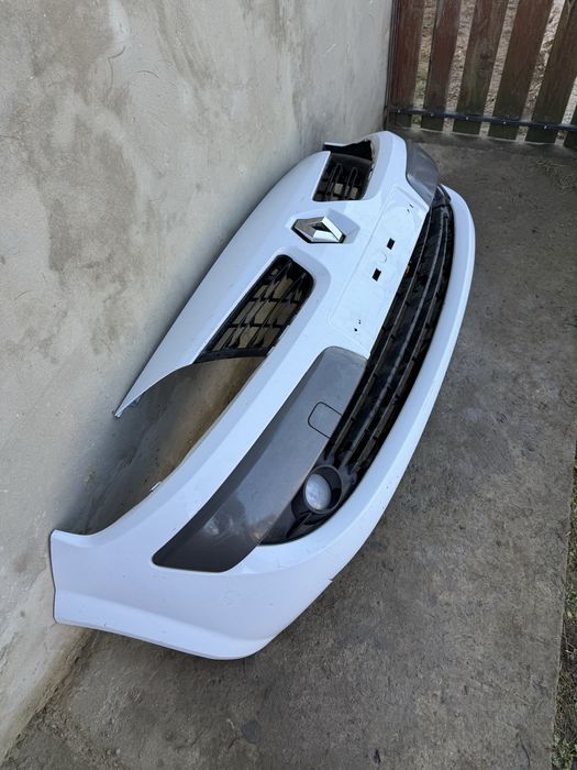 Бампер передній рено кліо 3 білий renault clio 3