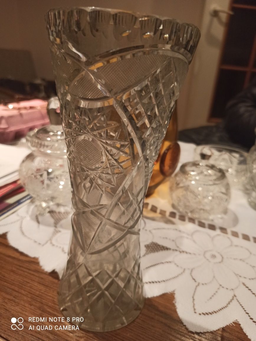 Wysoki duży wazon krysztalowy PRL