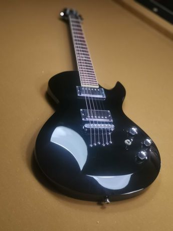 Cort Z-44 Zenox, EMG HZ, najlepszy modern les paul ze stajni Corta