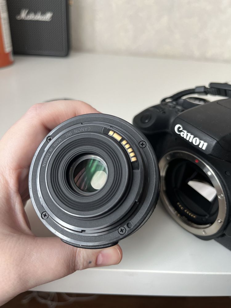 Canon 750d 18-55mm дзеркальний фотоапарат