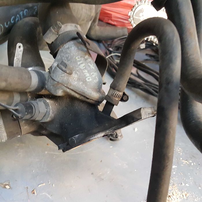 pompa wody obudowa termostatu ducato boxer jumper iveco 2.8 2.5 99r