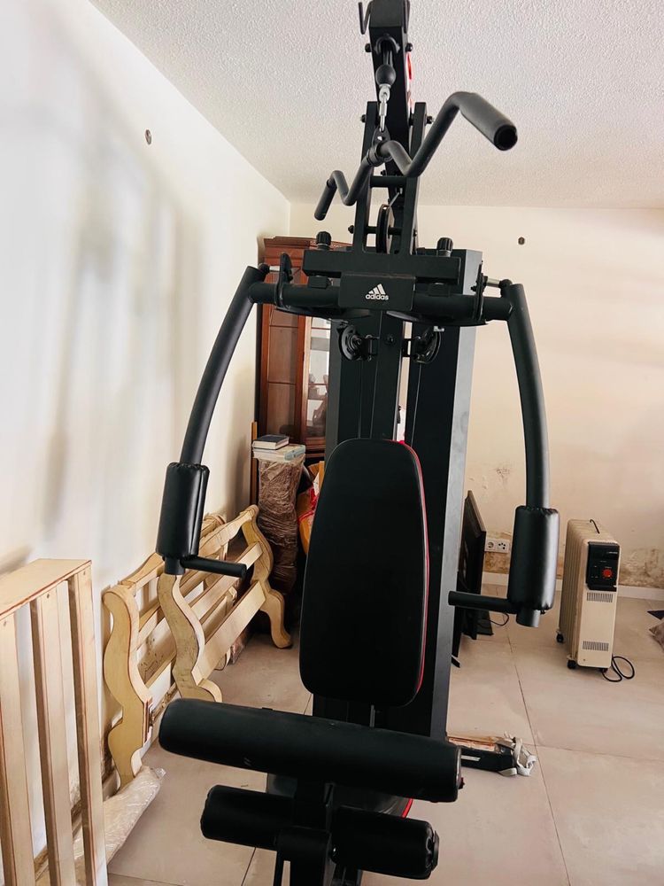 Maquina De Musculacao Addidas