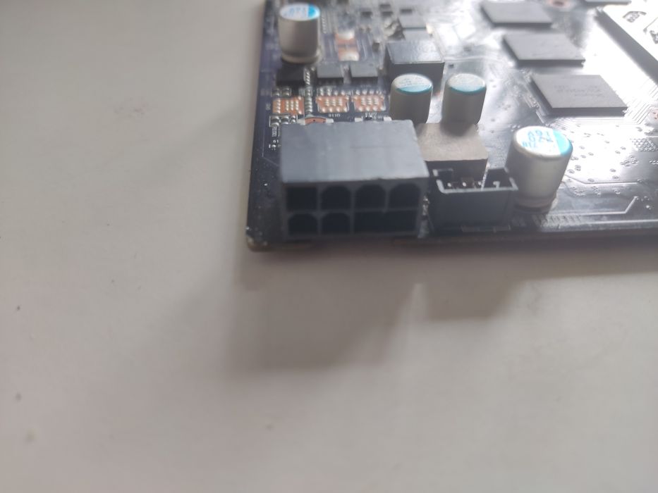 Відеокарта Gigabyte Radeon RX 470 Gaming G1 v 2.0 під ремонт