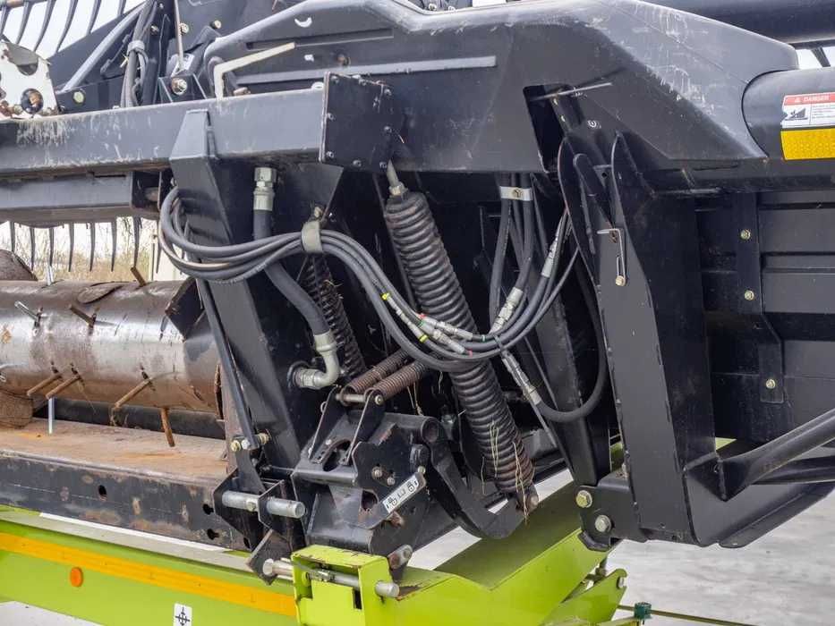 MacDon FD70 FlexDraper