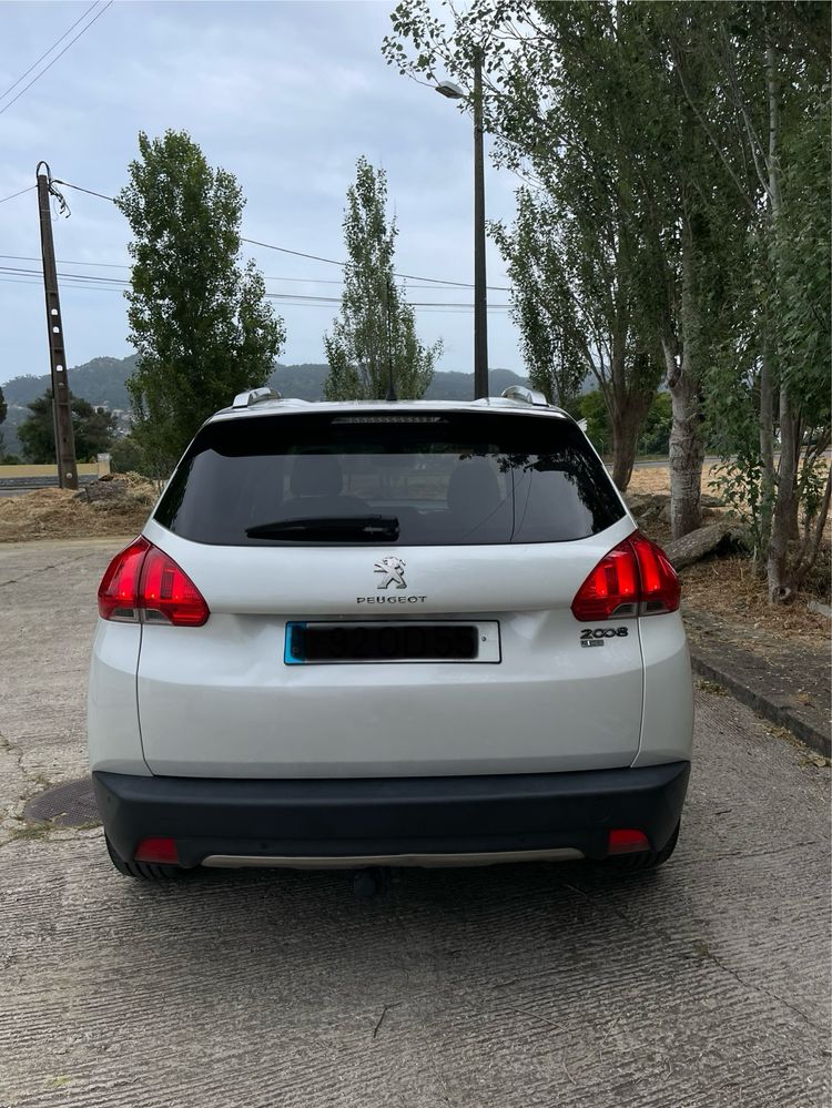 Peugeot 2008 1.6HDI ALLURE *Gasóleo*