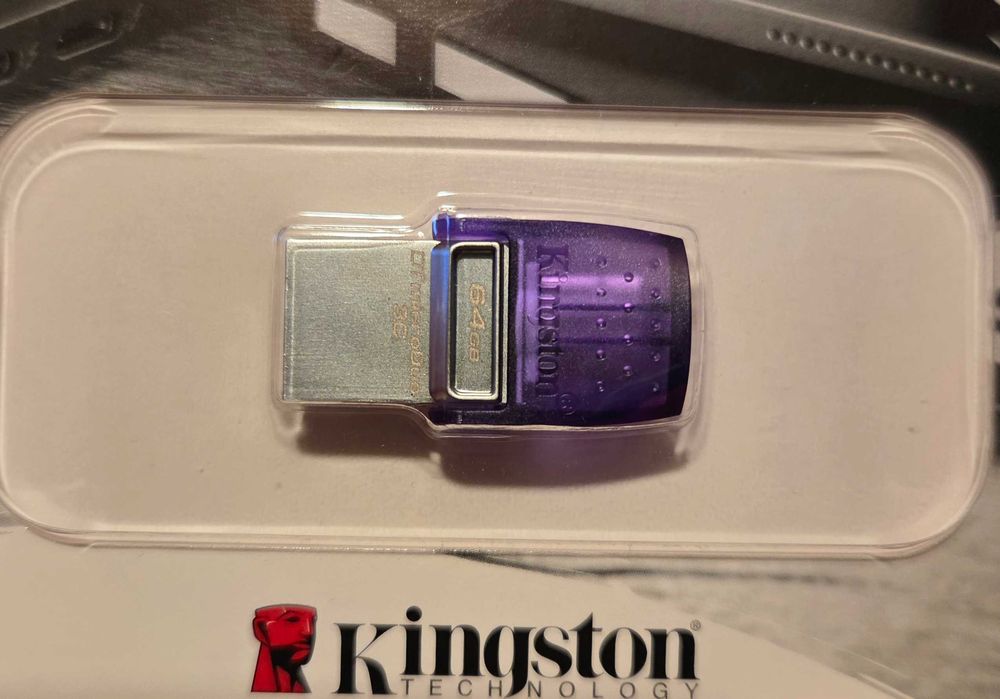 Pen Drive dupla Kingston 64GB USB-A + USB-C