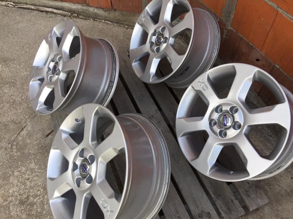 + Oryginalne felgi aluminiowe 17 VOLVO XC60 XC70 Radom