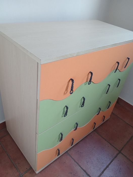 Do sprzedania komoda szer.82 wys.80 gł.42