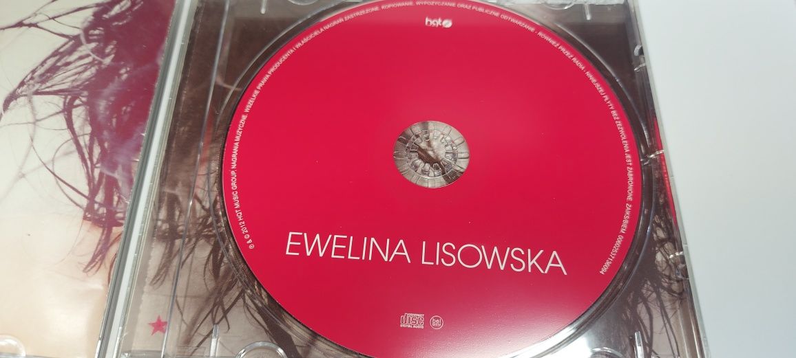 Ewelina Lisowska strawberry cake (z autografem!)
