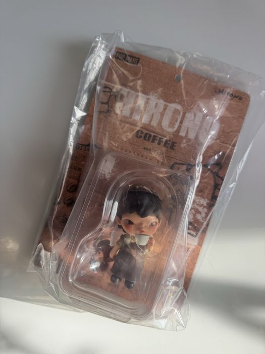 Hirono Coffee лімітована фігурка pop mart оригінал нова