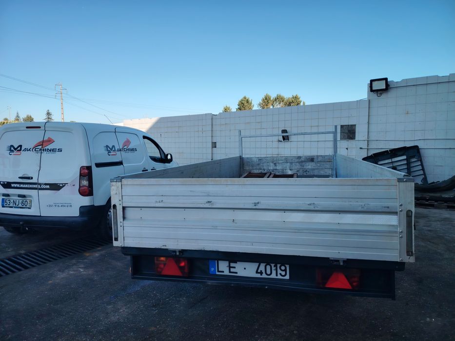 Mini Giratória XCMG XE 15 + Reboque