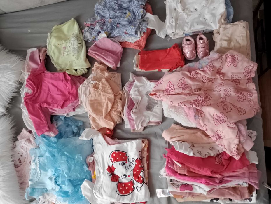 Paka ubranek dla dziewczynki roz 56 62