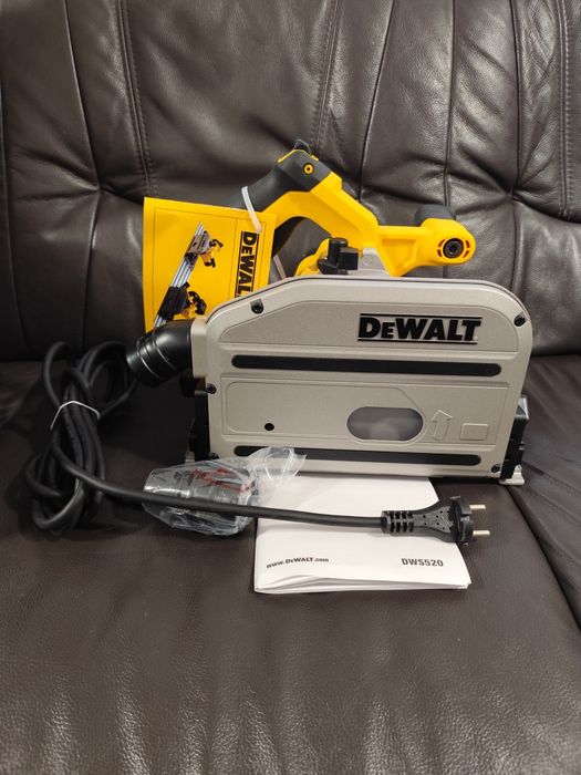 Пила дискова занурювальна мережева DeWALT DWS520KT