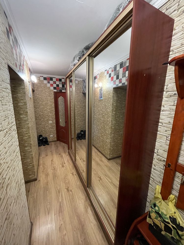 Продам шкаф купе