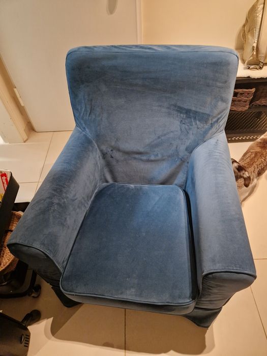 Poltrona veludo 60€