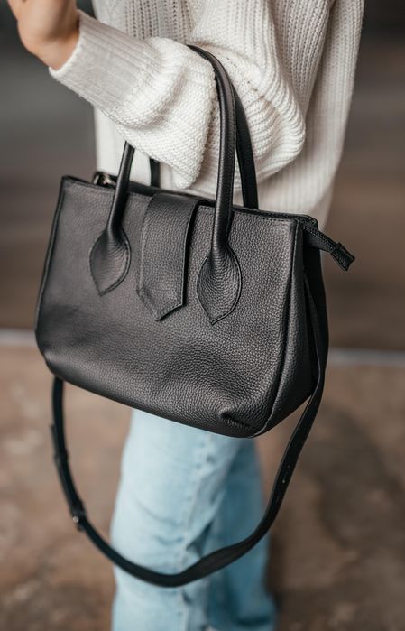 Вместительна женская сумка тоут tote bag, кожаная черная