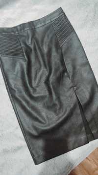 Piękna czarna spódnica nowa z ekoskorki