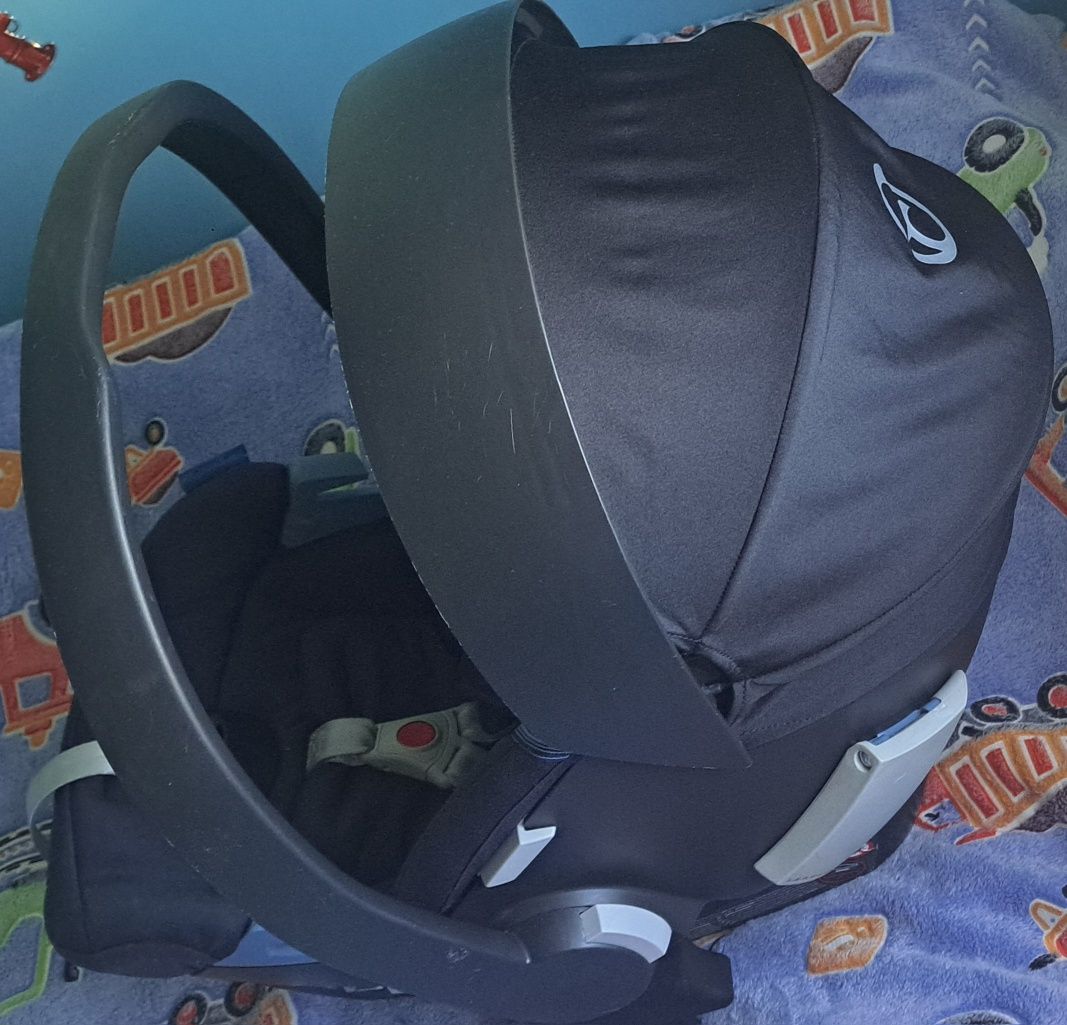 Nosidełko Cybex z adapterami