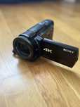 AX33: kamera Handycam® 4K z przetwornikiem obrazu CMOS Exmor R™