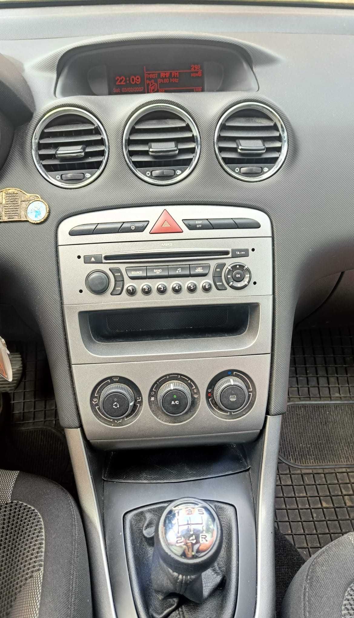 Peugeot 308 1.6 150 tyś USZKODZONY