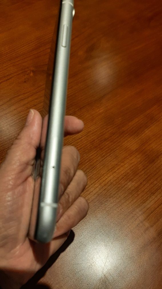 IPHONE XR 64G Branco