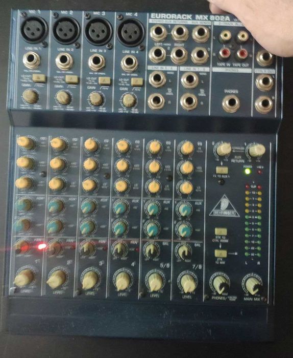 Мікшерний пульт Behringer eurorack model MX 802A